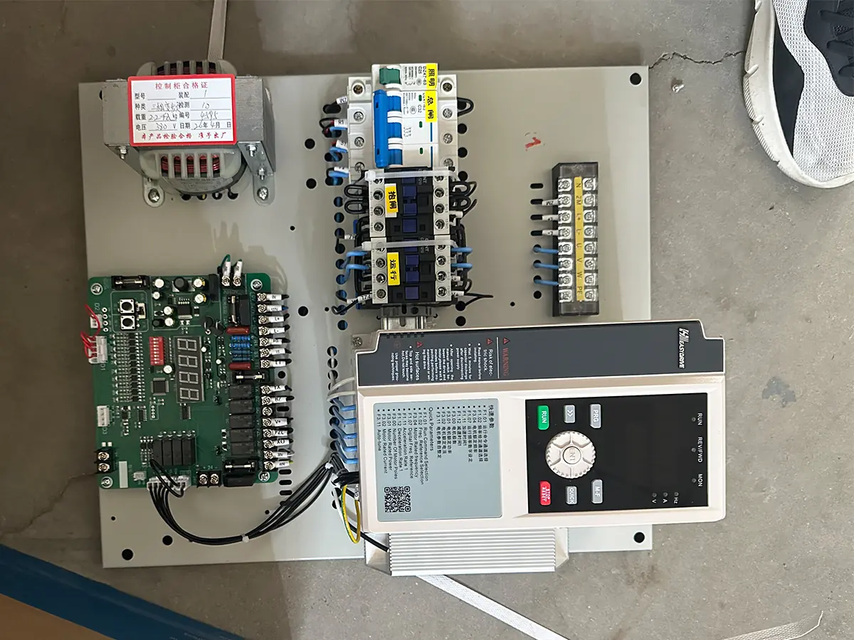 The control system unit of a ServLifts dumbwaiter