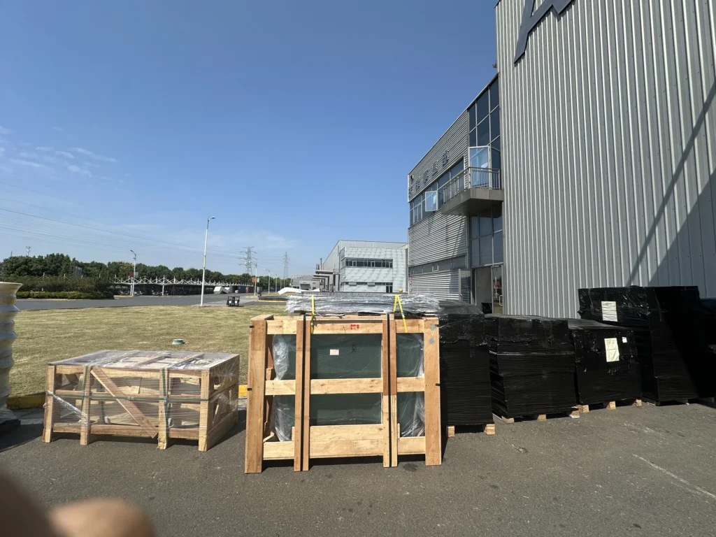 Dumbwaiter market supply: ServLifts factory in Suzhou, China with export packing for overseas orders