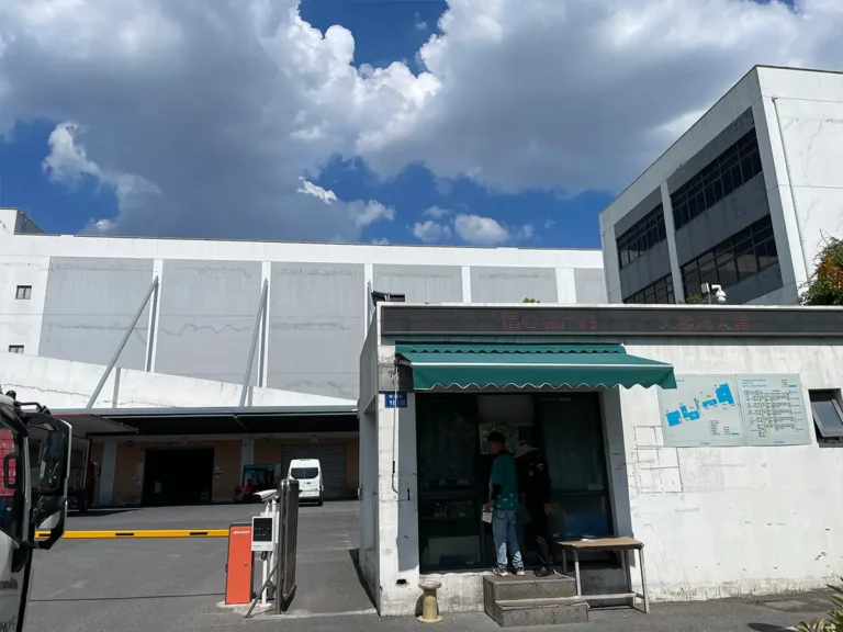 Dumbwaiter Mexico Latin America - ServLifts factory gate